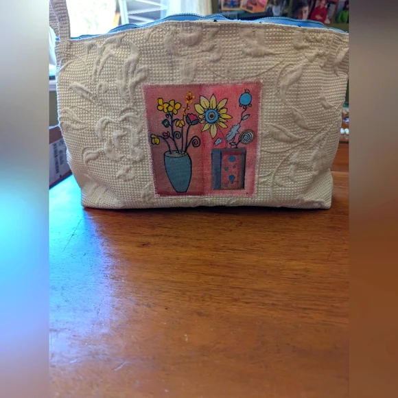 Makeup/bathroom/travel bag - Picture 6 of 12